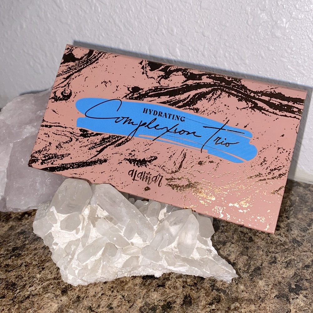 ALAMAR - Hydrating Complexion Trio Highlighting Palette